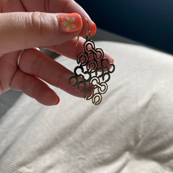 Dangly Coach Earrings Gold - Picture 5 of 7